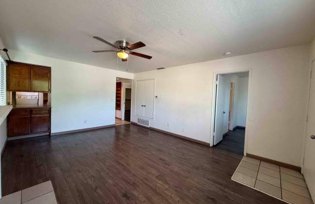 2 Bed 2 Full Bath Condo Gallery 4