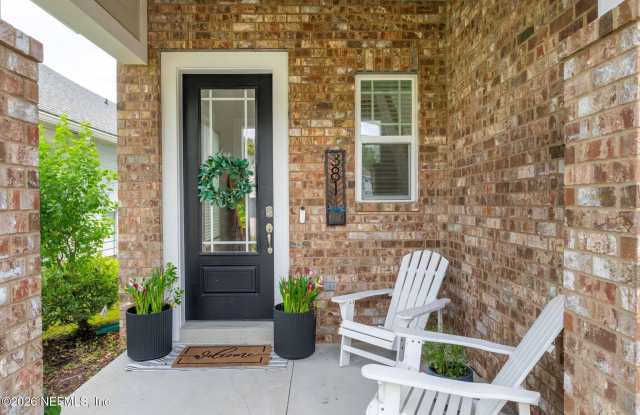 381 PIONEER VILLAGE Drive Gallery 3