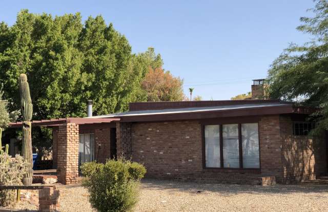 625 W 17TH Place - 625 West 17th Place, Tempe, AZ 85281