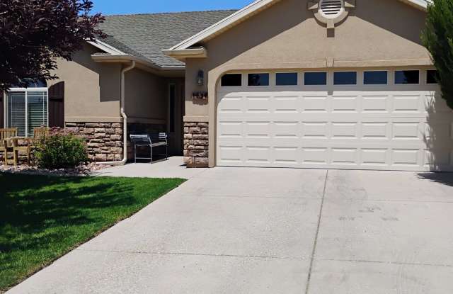 1439 S Northern View Dr photos photos
