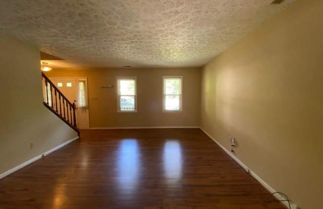 111 Westwind Court Gallery 4