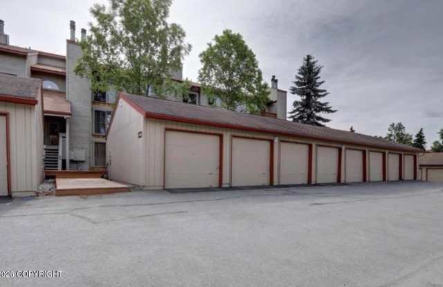 9645 Independence Drive Gallery 1