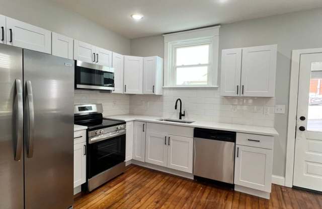 Fully Renovated 4 Bedroom, 2.5 Bath Home-Move In Ready Gallery 4