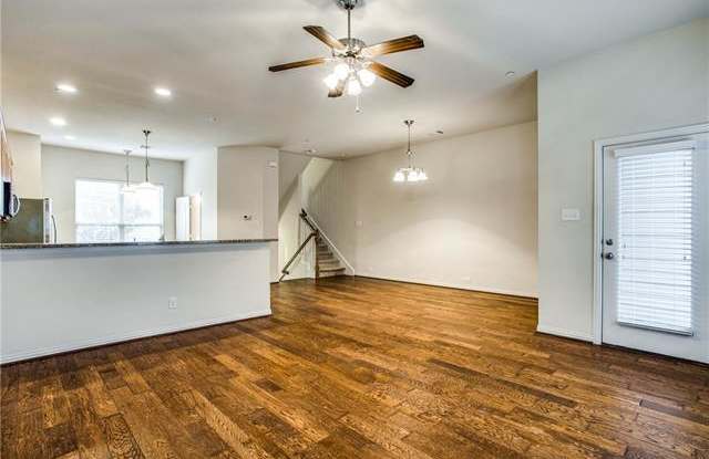 2326 Stutz Drive Gallery 3