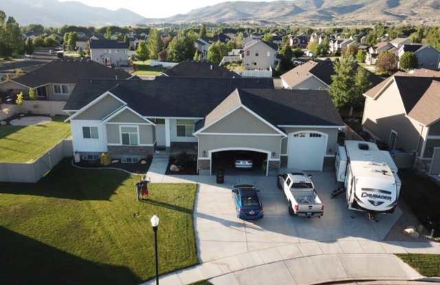 Great Heber City Home Available Early August 1st photos photos