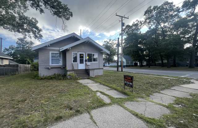 2144 Sanford St - 2144 Sanford Street, Muskegon Heights, MI 49444