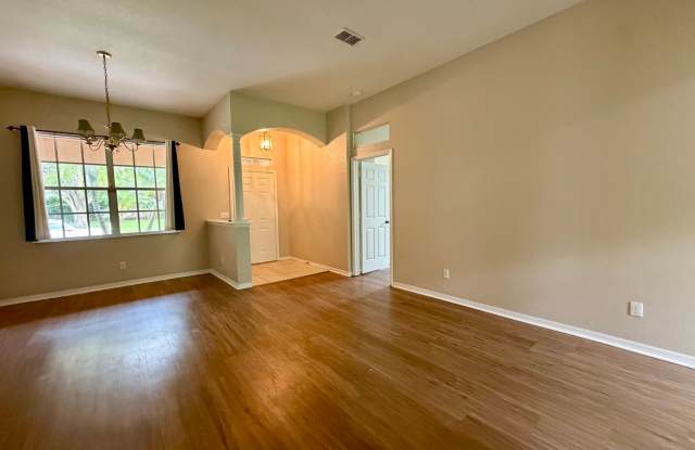Beautiful 3 bed/2 bath home in the heart of Plant City! Gallery 3
