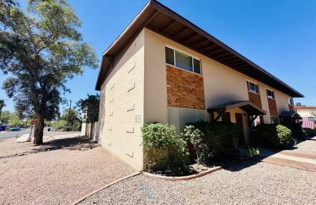 915 North Venice Avenue photos photos