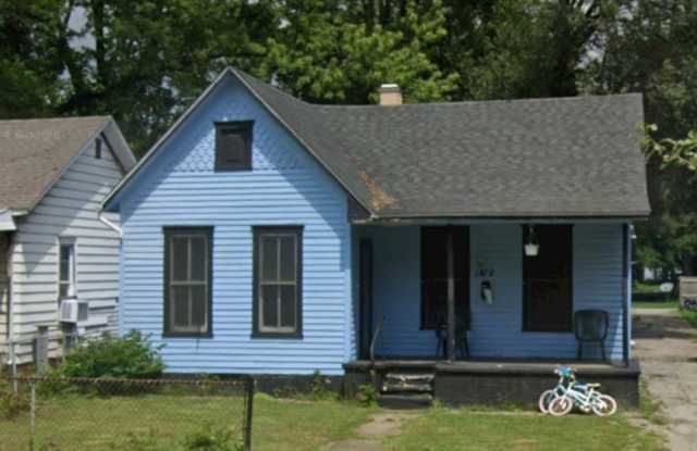 1419 S Grand Ave E photos photos