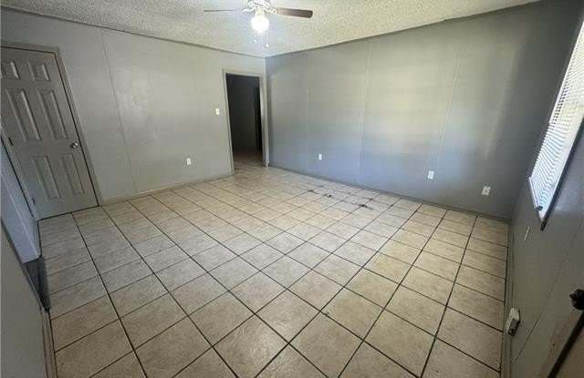 105 WELLS Drive Gallery 2