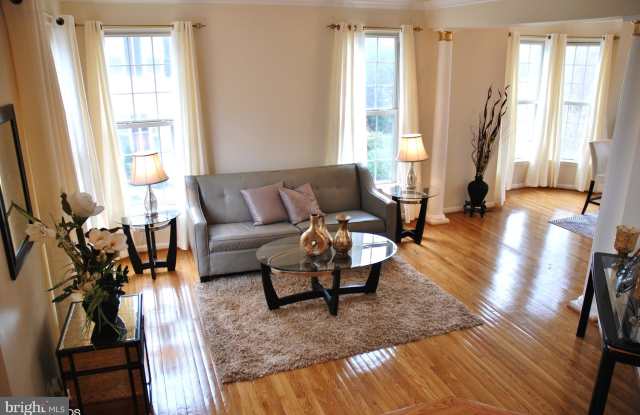 4825 ELLICOTT WOODS LANE Gallery 2