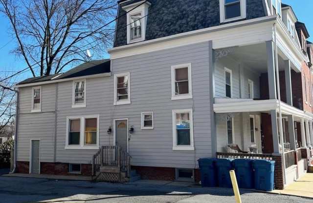 17 S WALNUT ST #B photos photos