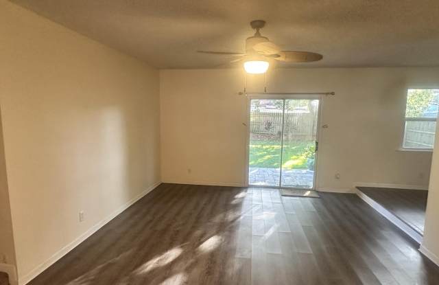 11461 CYPRESS BEND Court Gallery 2