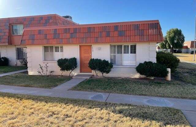 7858 N 47TH Avenue photos photos