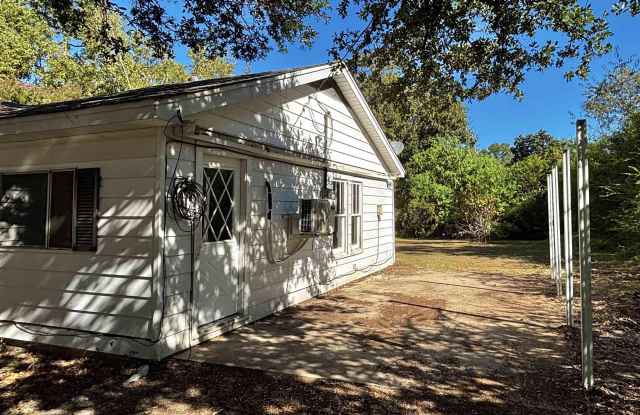 578 Jenkins Gallery 2