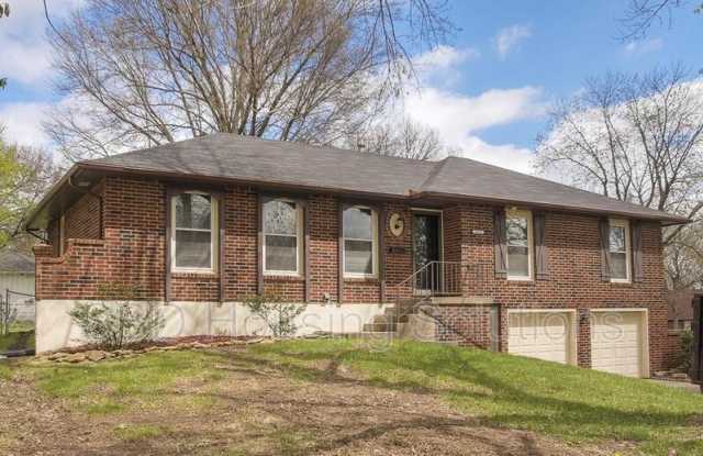 9024 E 90th Ter photos photos