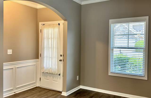 9622 Rushmore Circle Gallery 3
