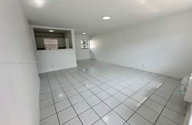 6029 Polk St photos photos
