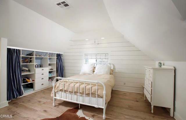 662 South El Molino Avenue photos photos