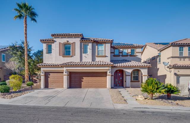 Spacious Family Home with Pool  3-Car Garage in the Heart of North Las Vegas photos photos