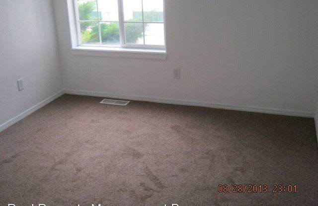 3018 West Villard St Gallery 2