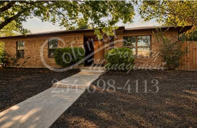 AVAILABLE MID MAY; APPLY TODAY ON OUR WEBSITE!!! photos photos