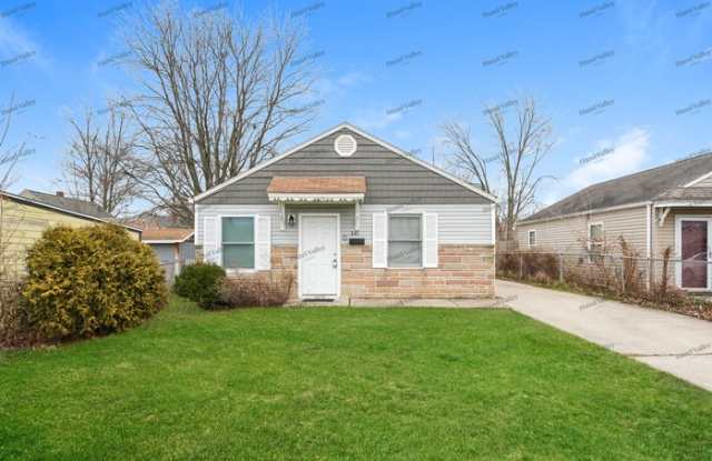 243 Hayes Avenue - 243 Hayes Avenue, Elyria, OH 44035