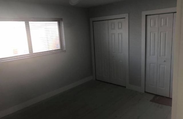7142 SW 22 St Gallery 3