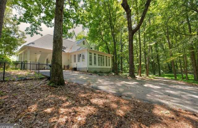 1031 Sandy Creek Road Gallery 2