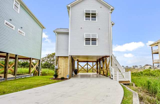 100 Salt Marsh Way Gallery 2