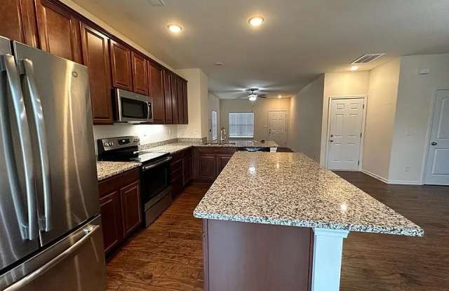 5512 John Mcdowell Pl Gallery 3