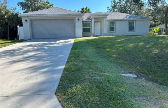 504 Sheldon Avenue - 504 Sheldon Avenue, Lehigh Acres, FL 33936