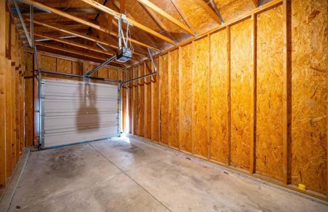 7624 Lorimar Drive Gallery 1
