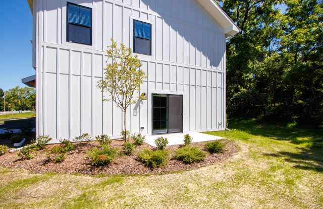 1920 Edwards Street - D Gallery 4
