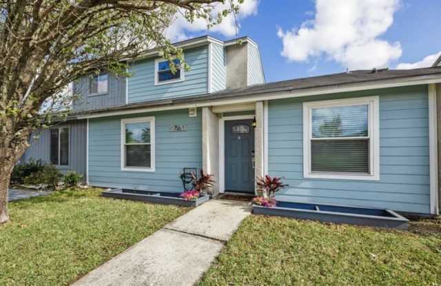 756 Aquatic Drive - 756 Aquatic Drive, Atlantic Beach, FL 32233