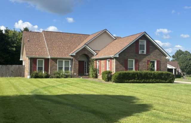 Spacious 3 Bedroom 2 Bath Brick Home Gallery 1