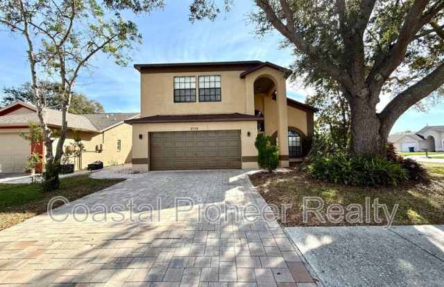 8758 Huntfield St photos photos