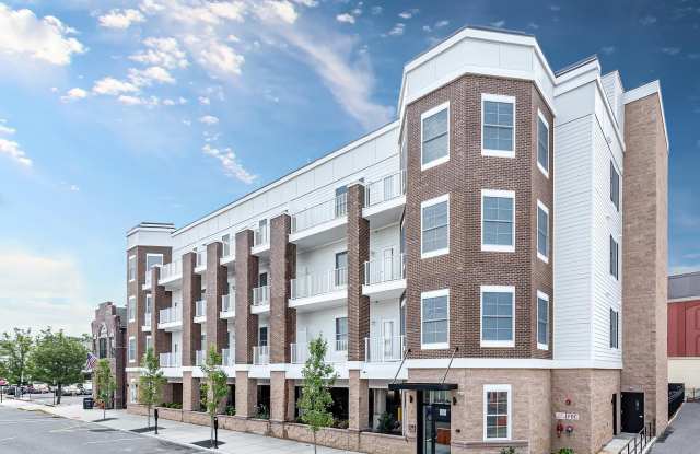 24 Mechanic Street - 24 Mechanic Street, Red Bank, NJ 07701
