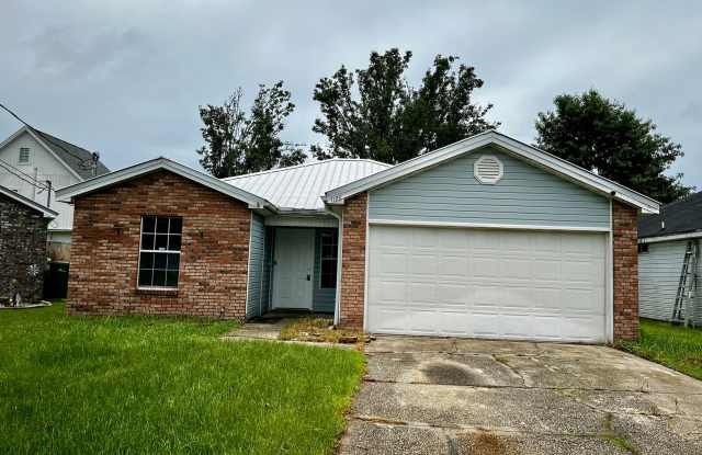 New Listing! photos photos New Listing! photos photos