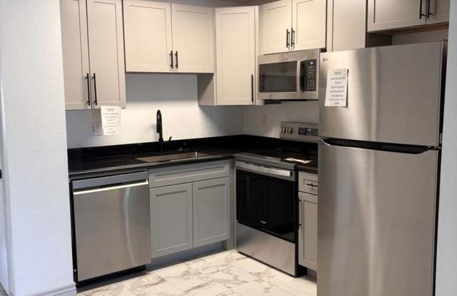 **SLEEK 1 BEDROOM/1 BATHROOM/LOFT/1 CAR GARAGE CONDO IN MESA (BROWN RD & CENTER ST)** photos photos