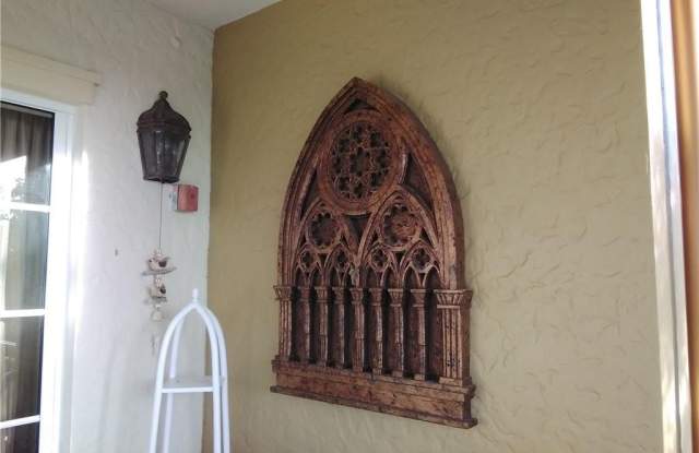 5068 Annunciation Cir unit: 4201 photos photos