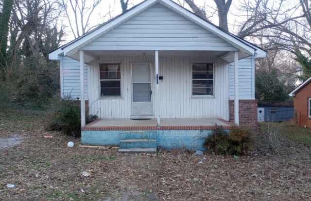106 Price Street - 106 Price Street, Laurens, SC 29360