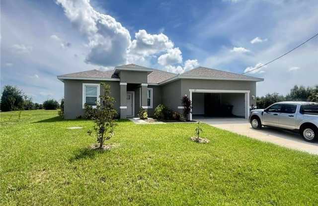 17 CLEAT COURT - 17 Cleat Court, Charlotte County, FL 33946