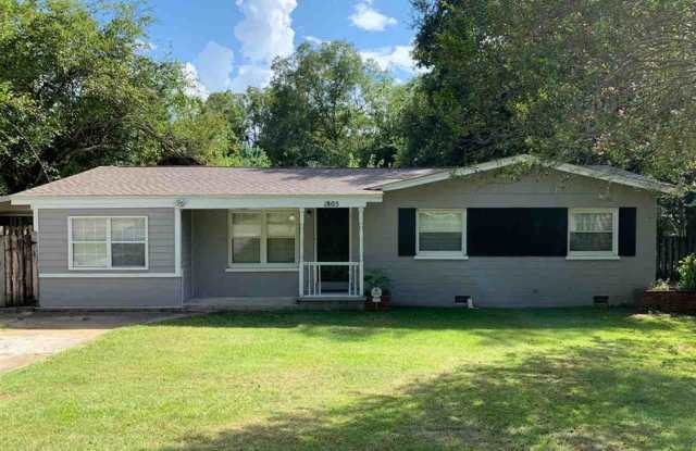 1805 Mayhew Str photos photos