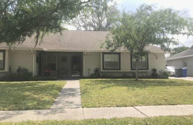 3323 Laurel Dale Drive - 3323 Laurel Dale Drive, Lake Magdalene, FL 33618