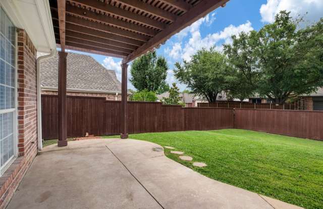 4804 Appleridge Drive Gallery 3