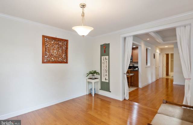 240 N HARRISON STREET Gallery 3