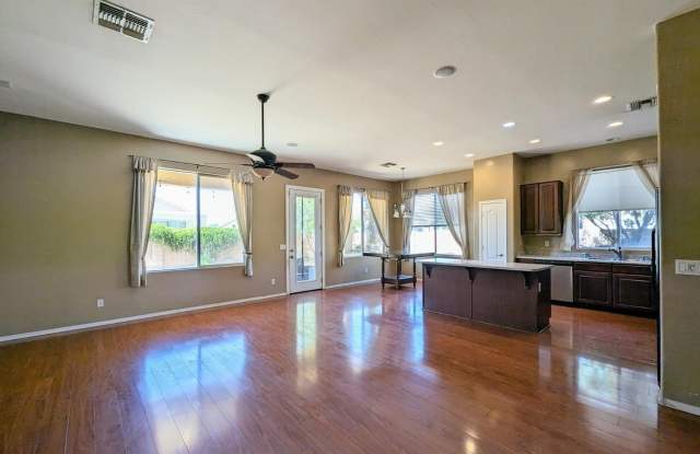 3310 W Latona Road photos photos