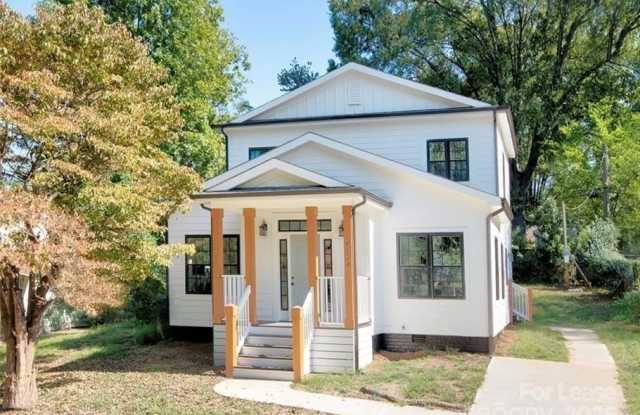 2624 Roslyn Avenue - 2624 Roslyn Avenue, Charlotte, NC 28208