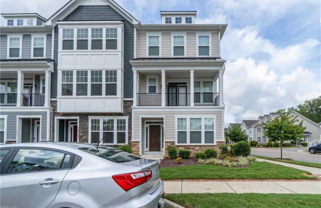 1550 Green Hill Street photos photos